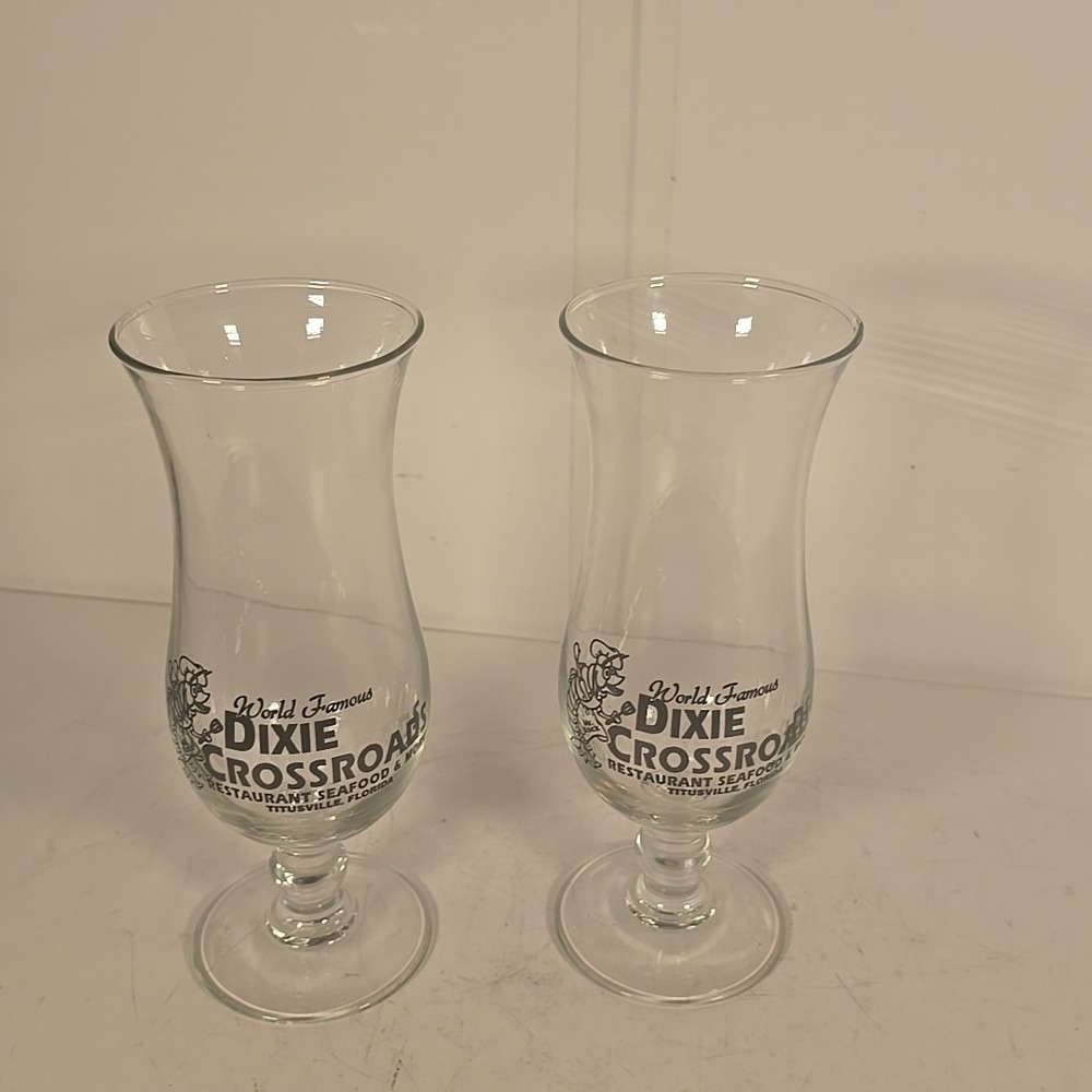 2 Glasses Hurricane‎ Style Dixie Crossroads Restaurant From Titusville, FL Vtg